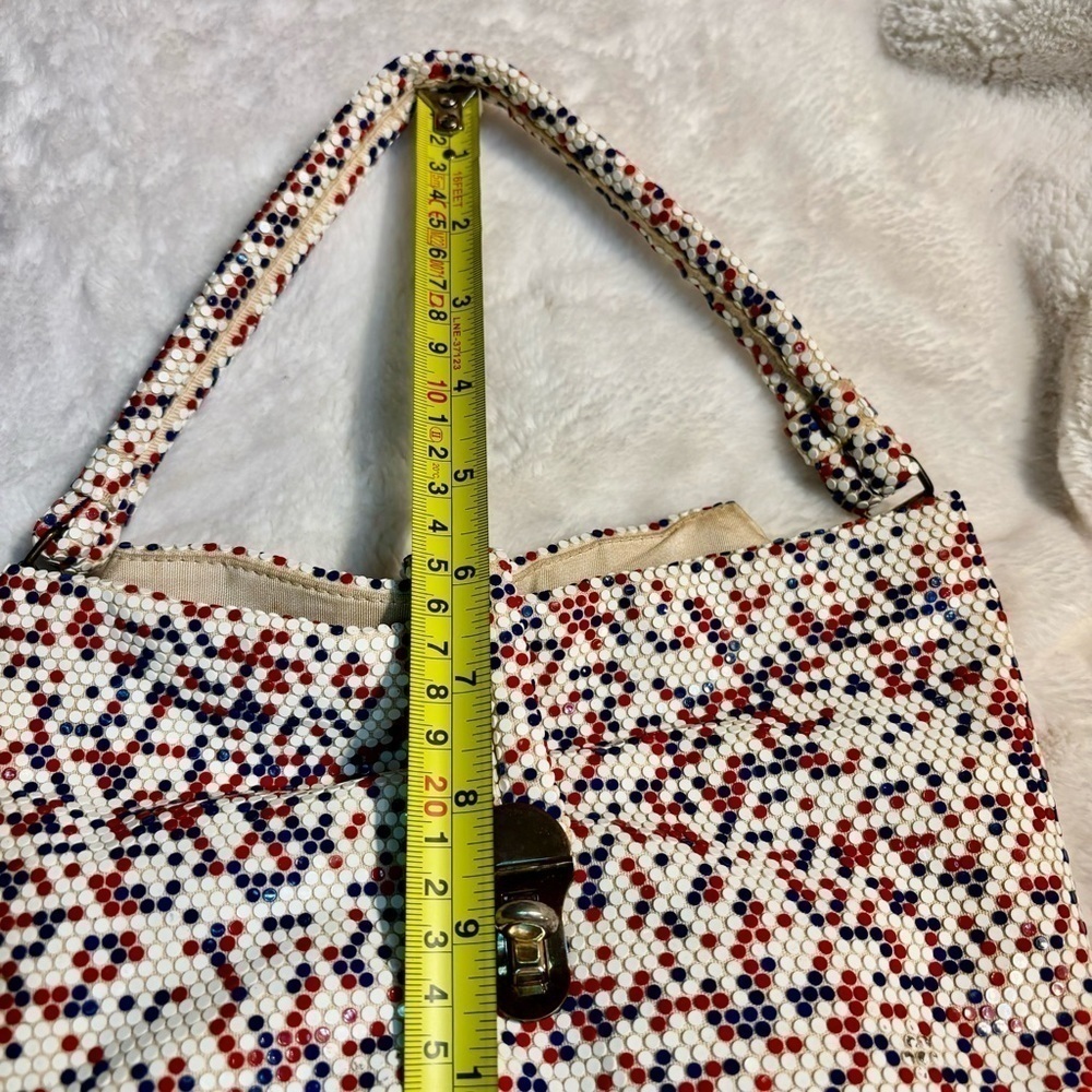 Lumured Vintage Purse Luma Mesh White Red Blue Flat Beaded Bag Bronze Hardware - Picture 13 of 14